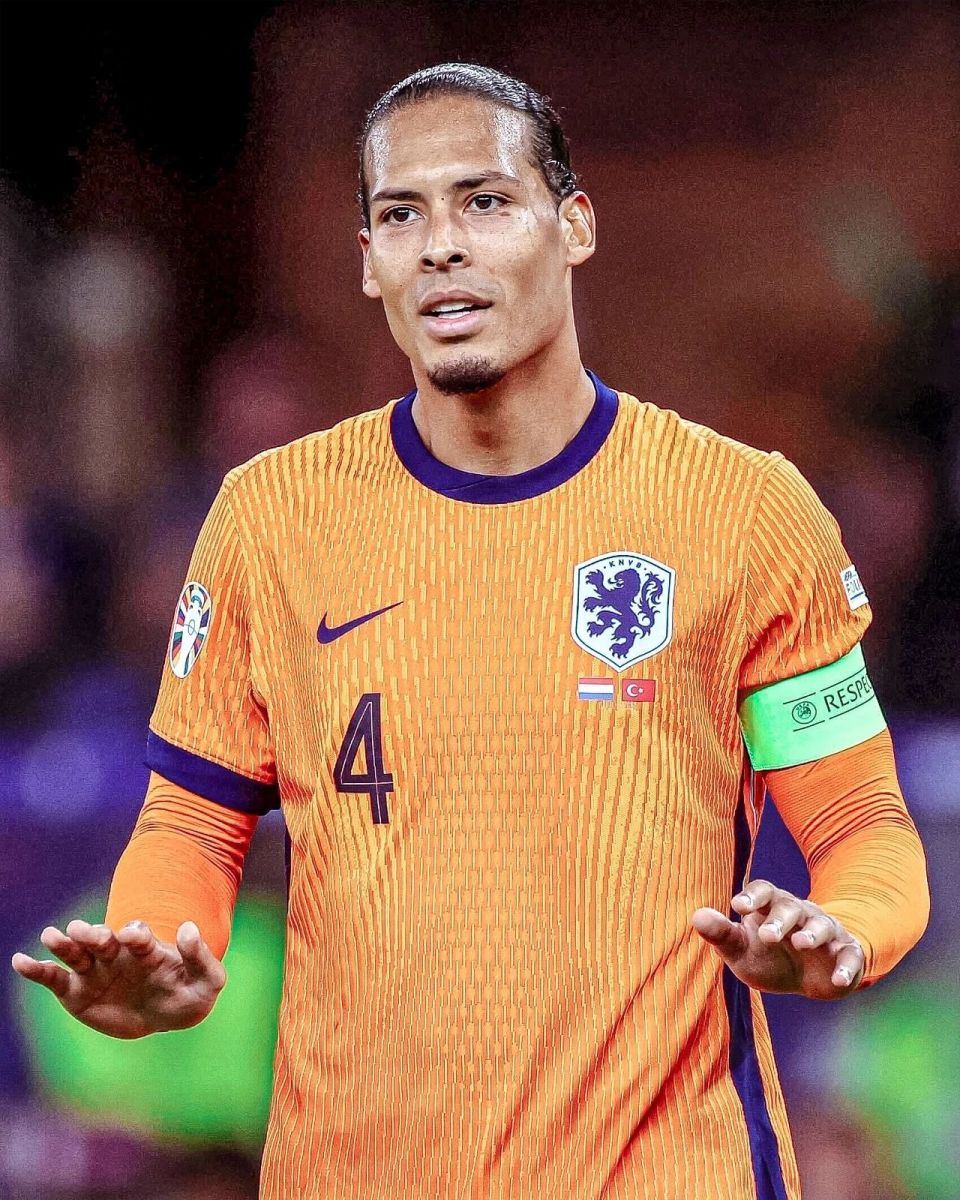 的后防线和 的后防线和