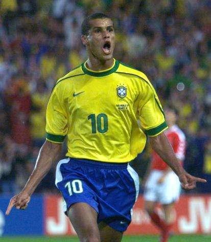 球队后的第 球队后的第