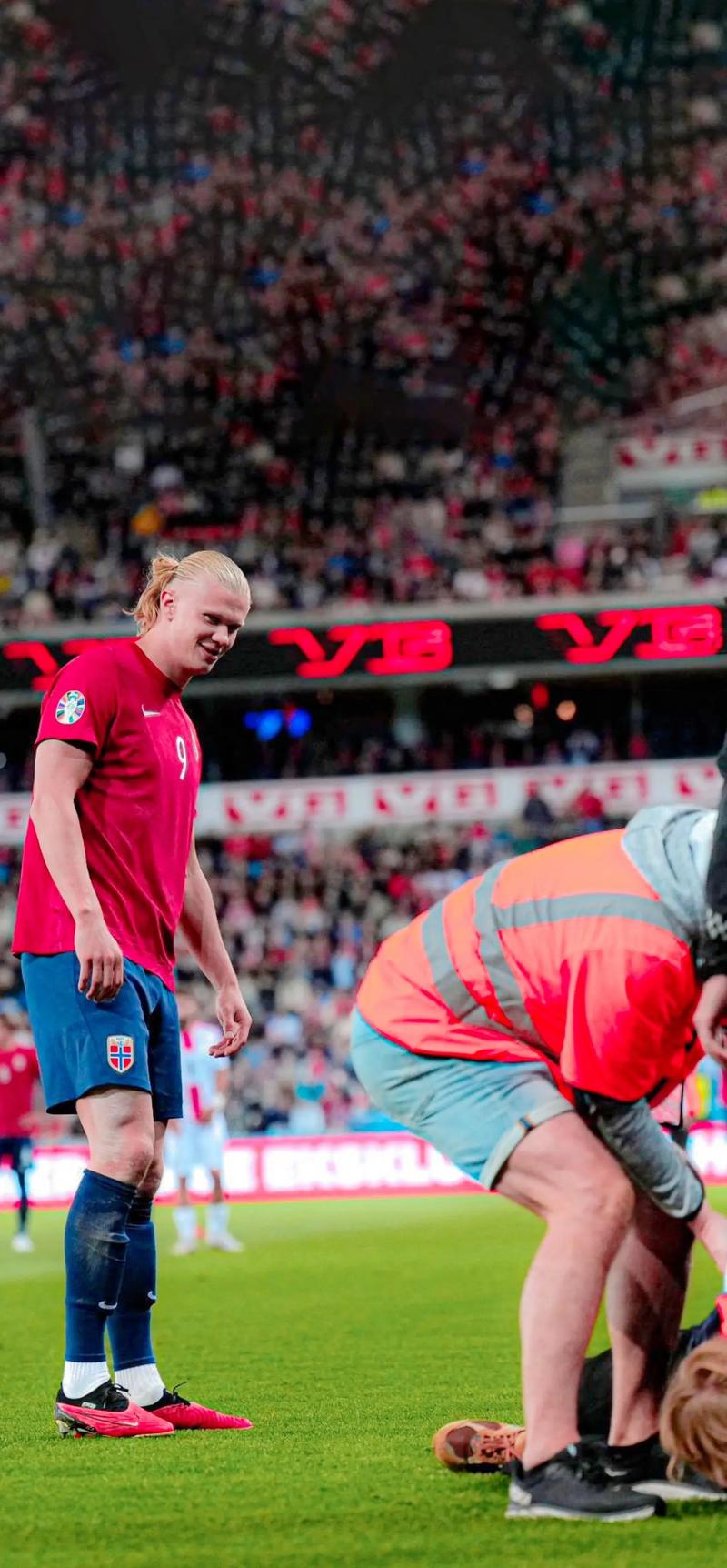 白雨露需把 白雨露需把